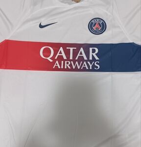 BRAND NEW SOCCER JERSEY PSG